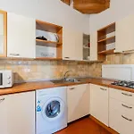 Aparthotel With Air Conditioning And Shared Pool, Just A Few Minutes From La Pelosa 3*