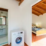 With Air Conditioning And Shared Pool, Just A Few Minutes From La Pelosa 3*